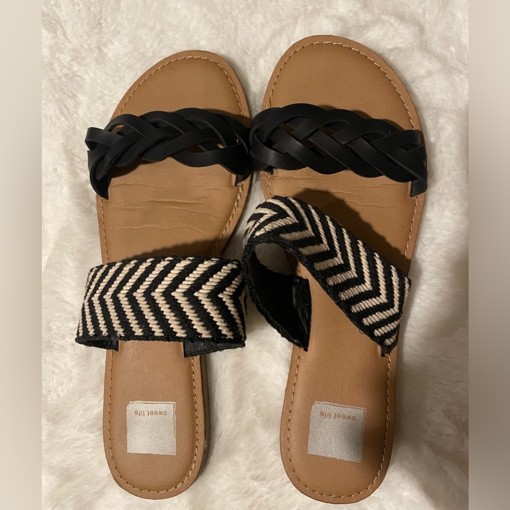 Sandals - Picture 3 of 3